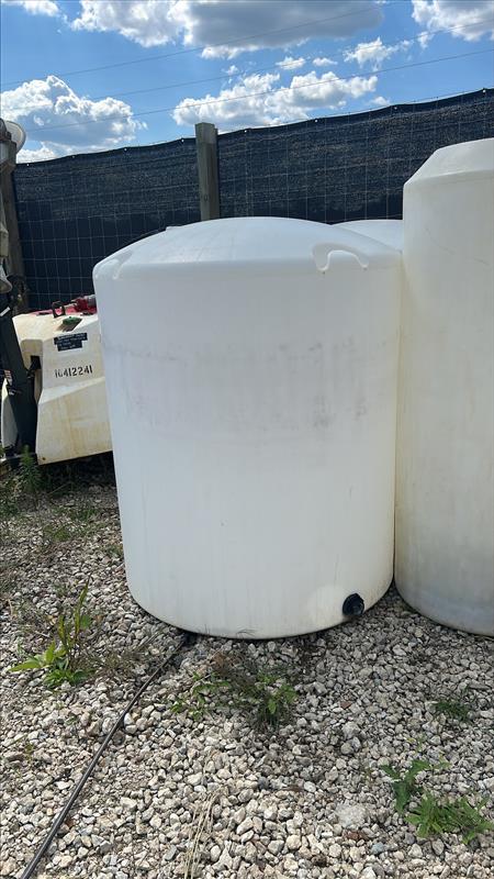 Water tanks 500 gallon 